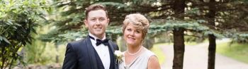 Scotty McCreery and his mother on his wedding day
