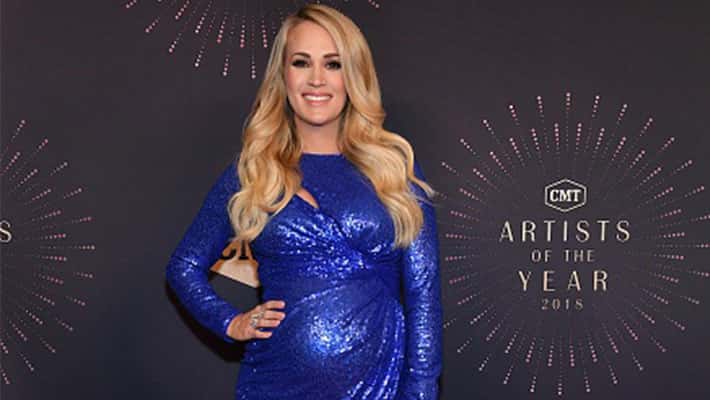 Carrie Underwood posing at the CMT Artists of the Year