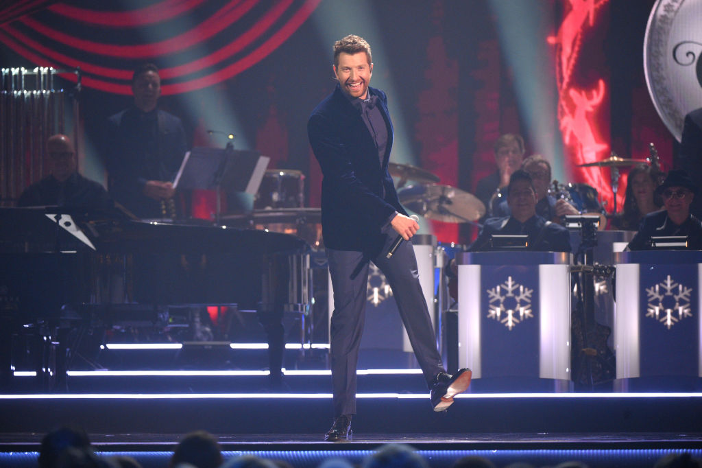 2018 CMA Country Christmas