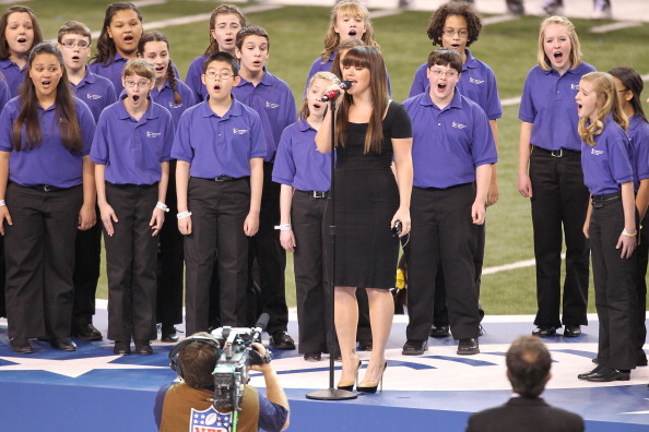 Kelly Clarkson-Super Bowl XLVI (2012)