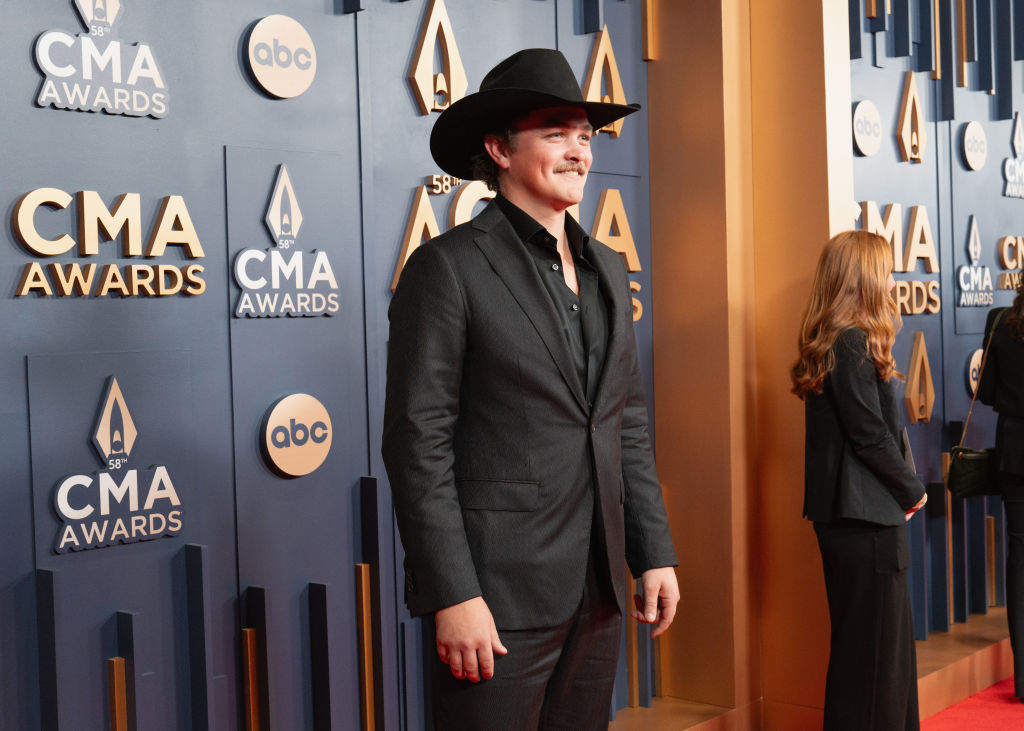 58th Annual Country Music Association Awards - Red Carpet