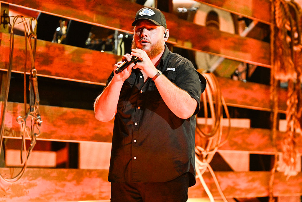 The 59th Annual CMA Awards - Show